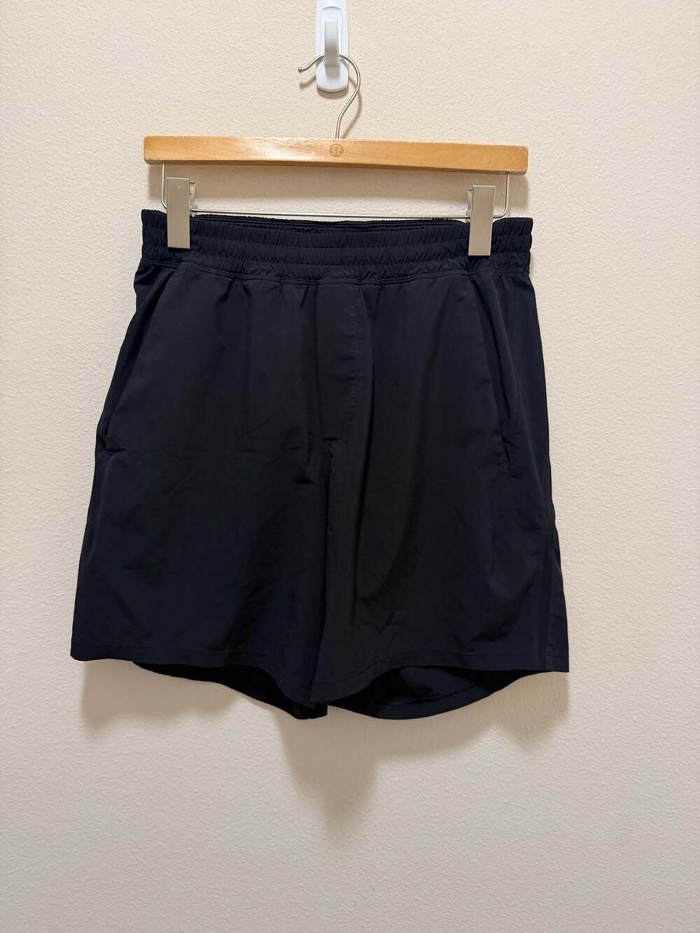 Lululemon Pace Breaker Short Linerless 9", Black, Size M
